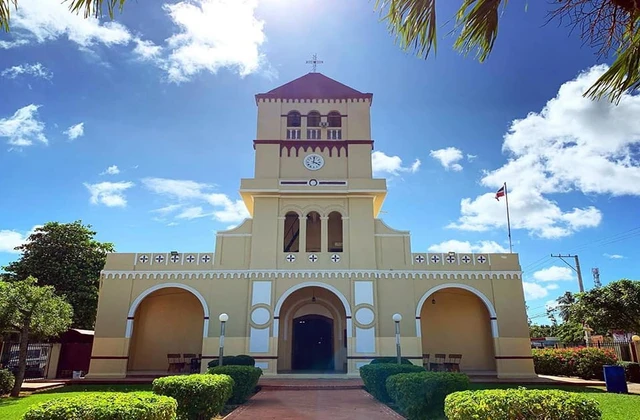 Iglesia del Santo Cristo de Bayaguana